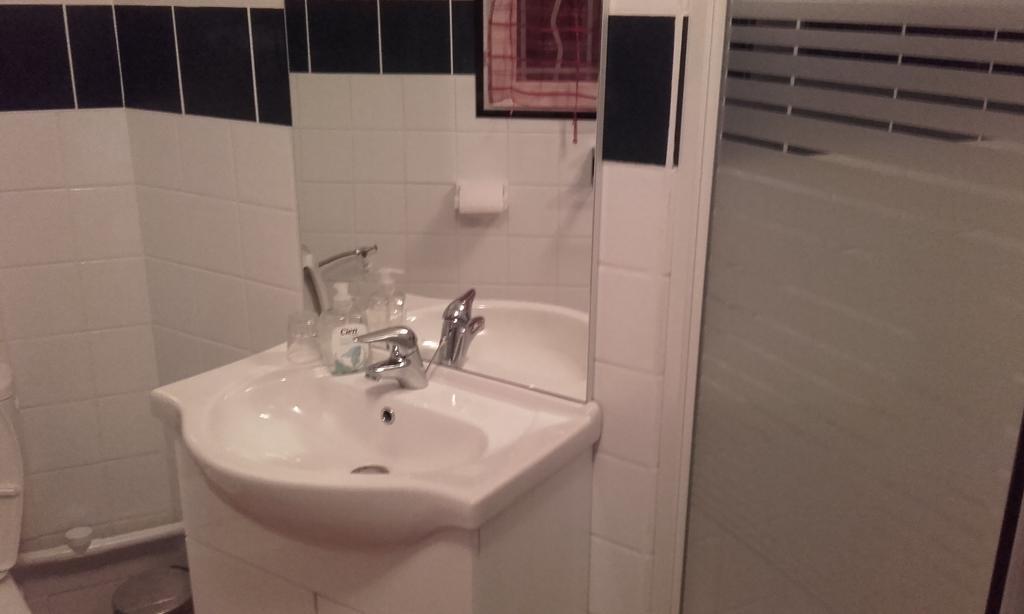 L'Escale Thoduroise Apartman Thodure Kültér fotó